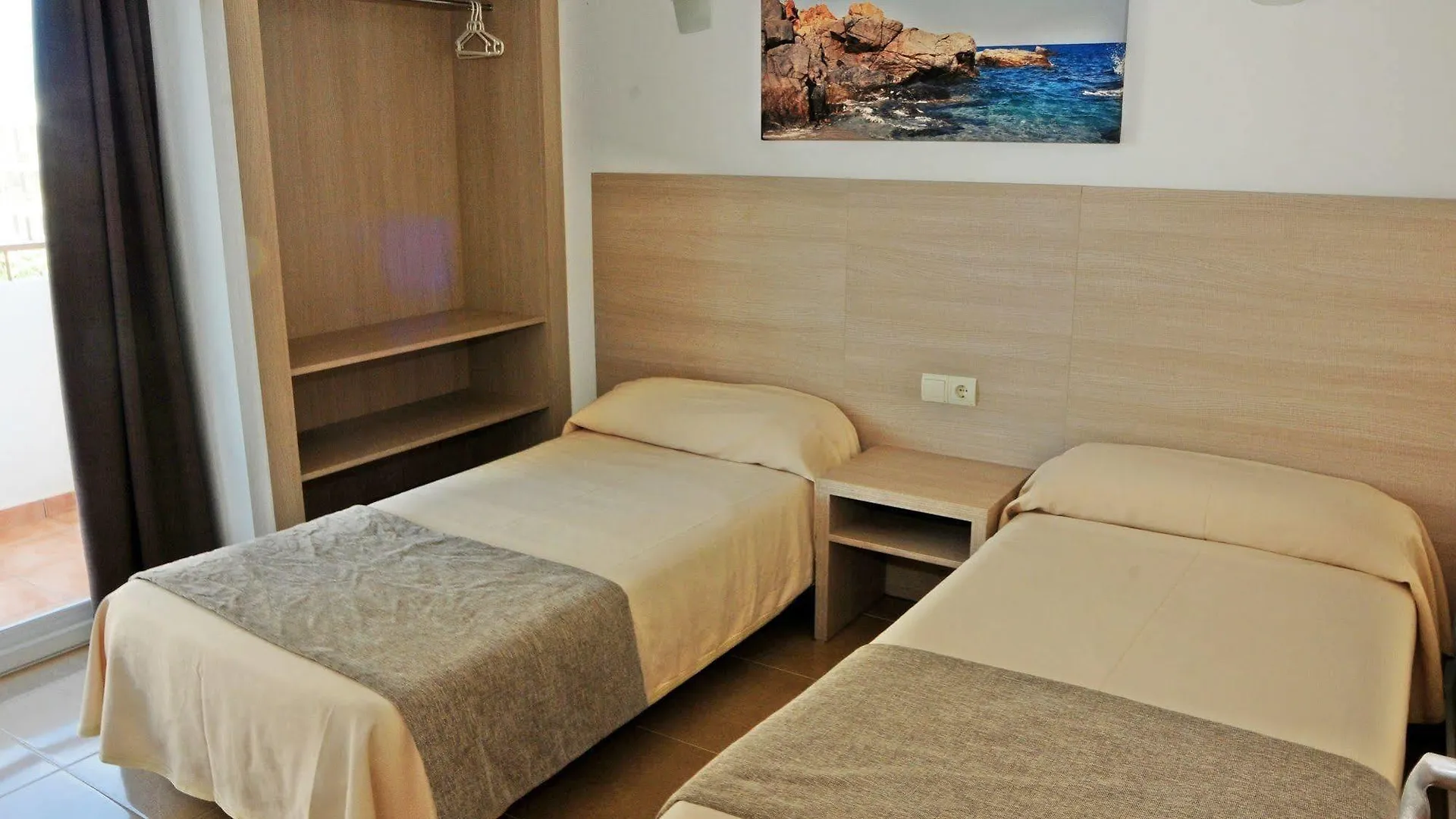 Apartamentos Malacosta Ibiza Island 0*, Playa d'en Bossa Spain